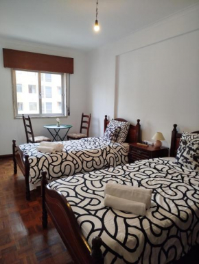 Room place to stay in Lisbon